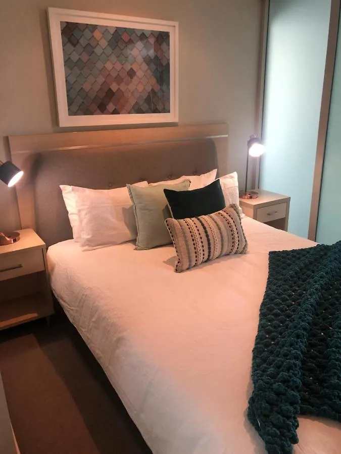 Hotel 96 North Terrace Spa Apartment Adelaide